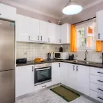 Villa Adela *